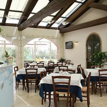 Agriturismo L'infinito Lantgård Gambettola