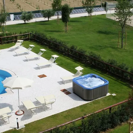 Agriturismo L'infinito Lantgård Gambettola